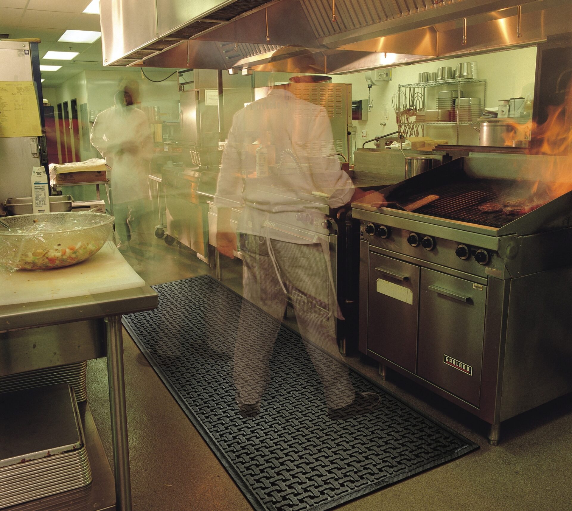 Restaurant Mat Service: Finding Your Mat Rental Partner